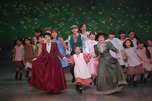 エステー TOURSミュージカル 「赤毛のアン」 名古屋公演 当選券 ペアチケット 2枚 8/26(月) ミュージカル「赤毛のアン」2017 \u2013 StageNews